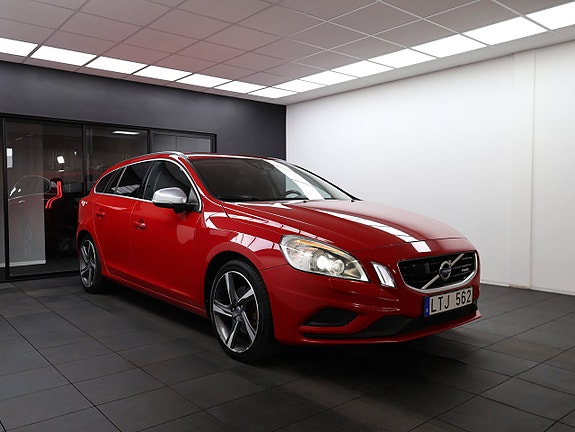 Volvo V60 3 of 5