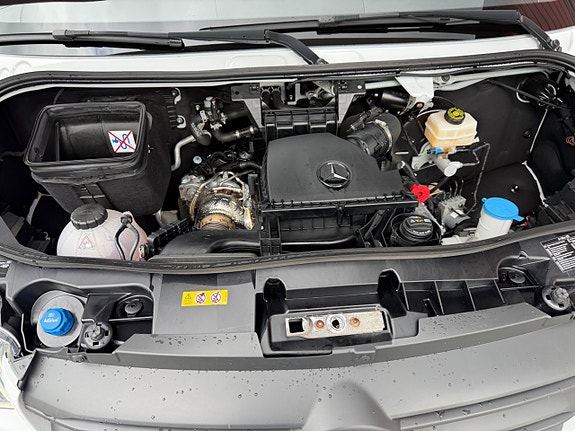 Mercedes-Benz Sprinter 317 11 of 14