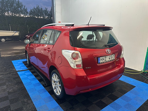 Toyota Verso 4 of 5