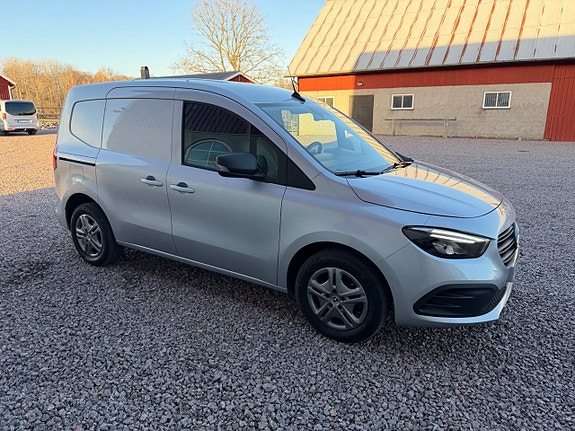 Mercedes-Benz Citan 110 2 of 5