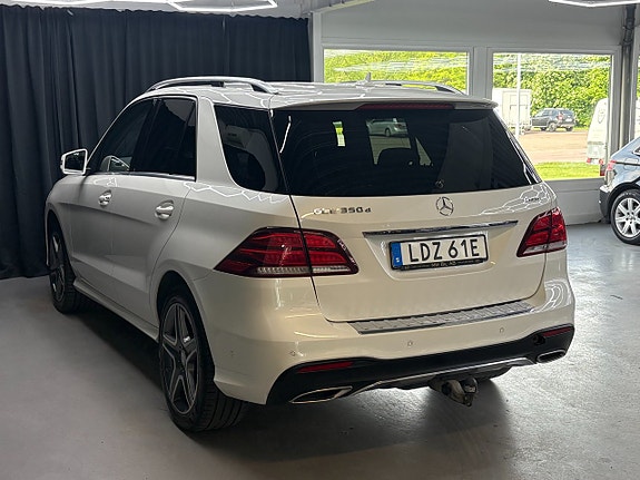 Mercedes-Benz GLE350 d 3 of 5
