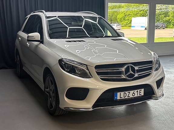 Mercedes-Benz GLE350 d 14 of 14