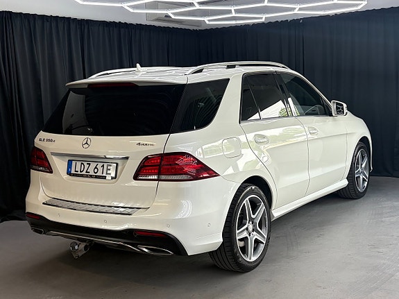 Mercedes-Benz GLE350 d 4 of 5