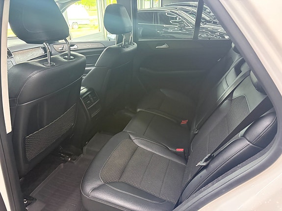 Mercedes-Benz GLE350 d 7 of 14