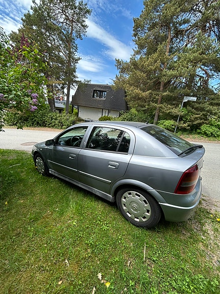 Opel Astra 4 of 4