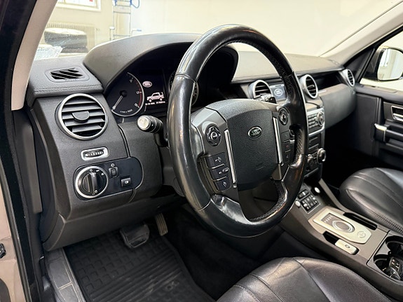 Land Rover Discovery 12 of 22