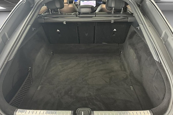 Mercedes-Benz EQS580 14 of 14