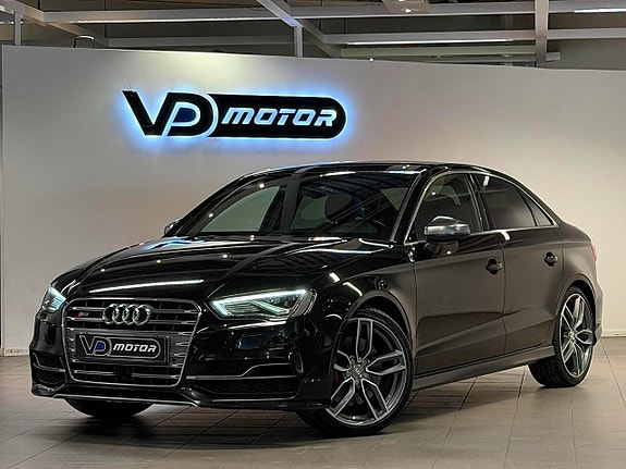 Audi S3 4 of 5