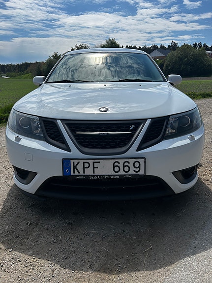 Saab 9-3 8 of 23