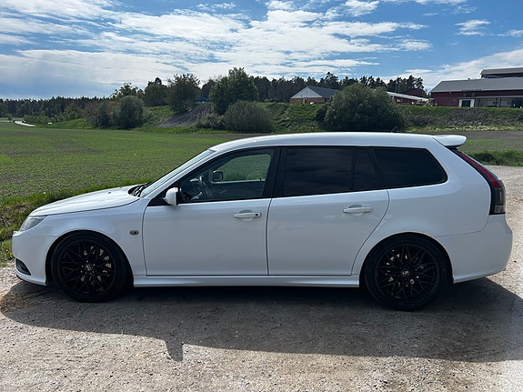 Saab 9-3 3 of 5