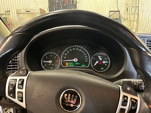 Saab 9-3 16 of 23