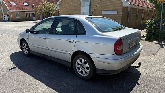 Citroen C5 4 of 5