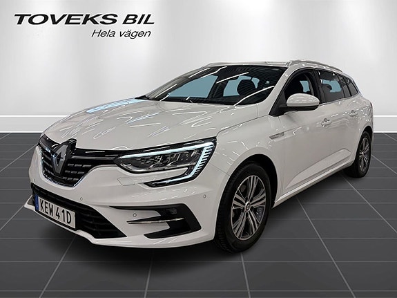 Renault Megane IV 2 of 5
