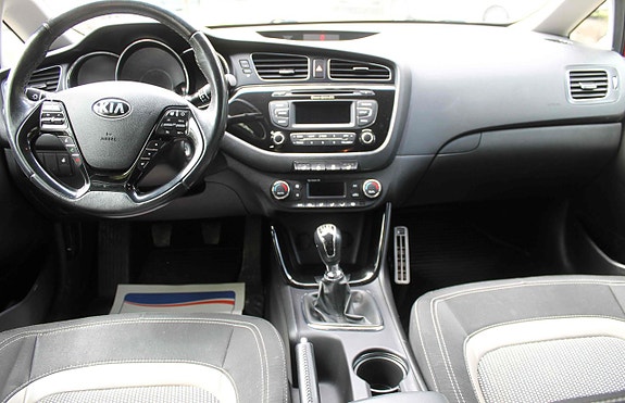 Kia Ceed 4 of 4