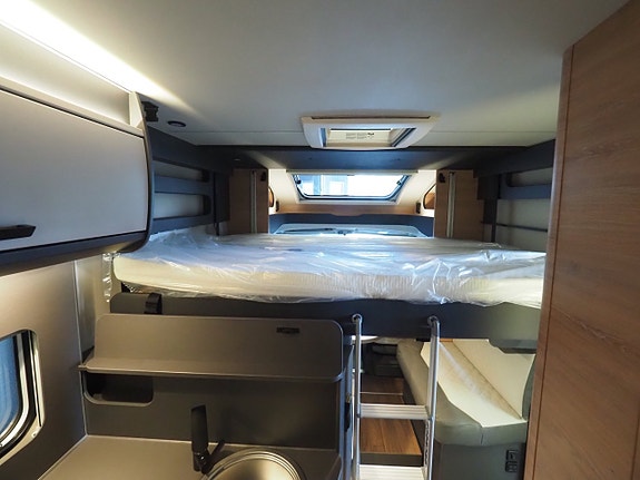 Knaus L!ve Wave 700 MEG Platinum Selection Mässerbjudande  I AUT I L-soffa I Truma 6 Diesel 15 of 21