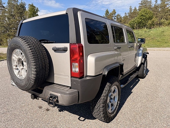 Hummer H3 5 of 5