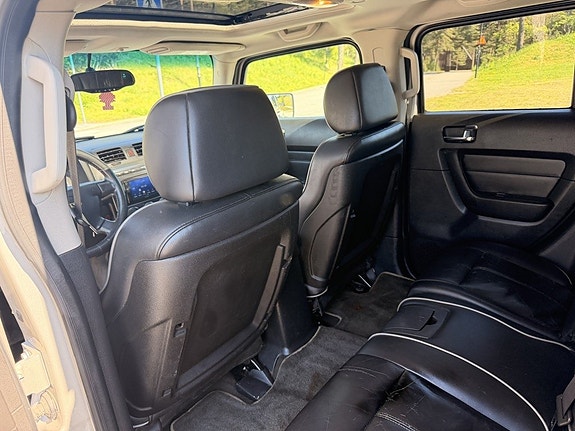 Hummer H3 12 of 13