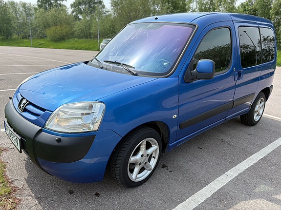 Peugeot Partner 3 of 5