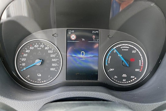 Mercedes-Benz eSprinter 420 10 of 14