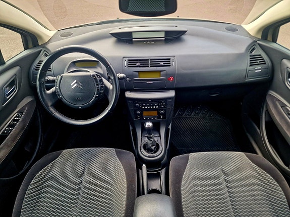 Citroen C4 15 of 15