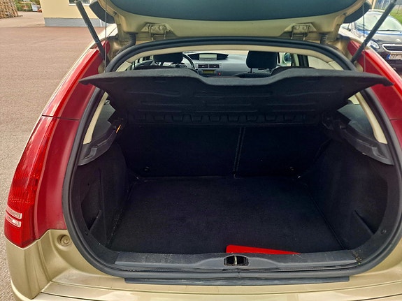 Citroen C4 13 of 15