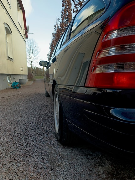 Mercedes-Benz C180 5 of 5