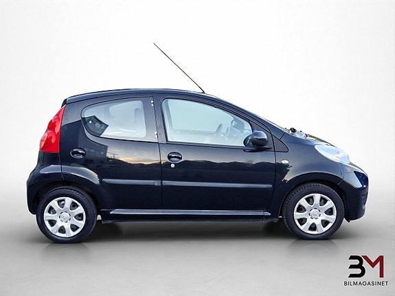 Peugeot 107 7 of 16
