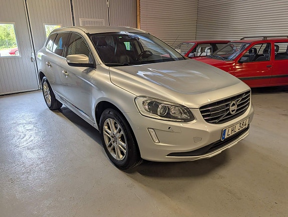 Volvo XC60 3 of 5