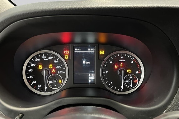 Mercedes-Benz Vito 119 10 of 14
