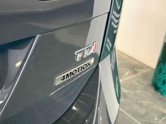 Volkswagen Golf VII 27 of 28