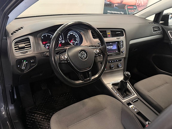 Volkswagen Golf VII 10 of 28