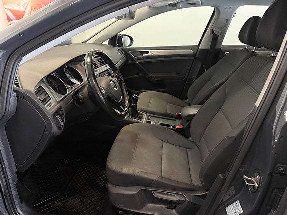 Volkswagen Golf VII 8 of 28