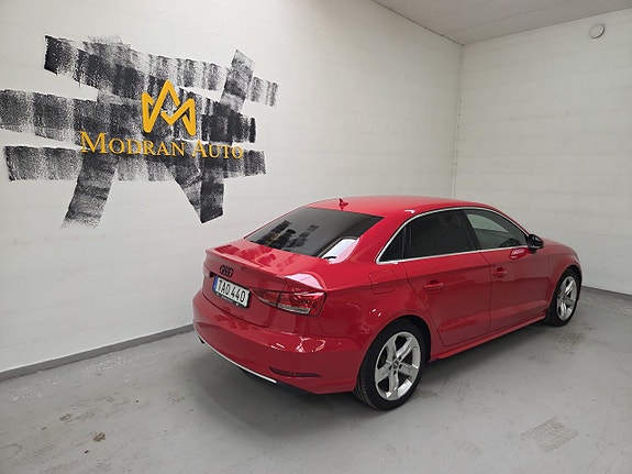 Audi A3 4 of 5