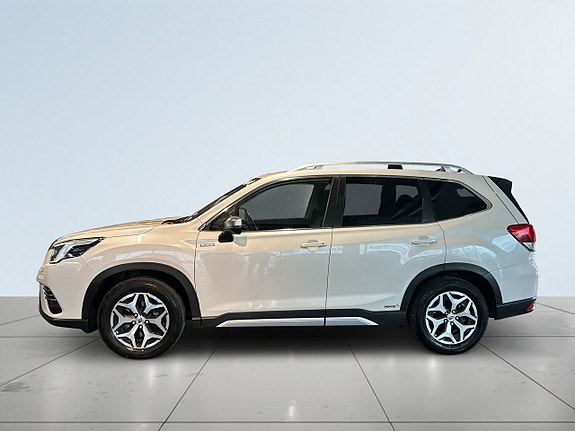 Subaru Forester 4 of 24