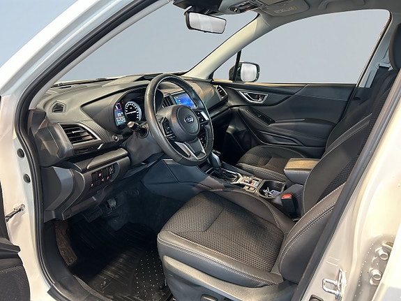 Subaru Forester 7 of 24