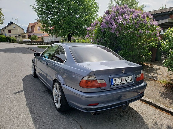BMW 325Ci 2 of 5