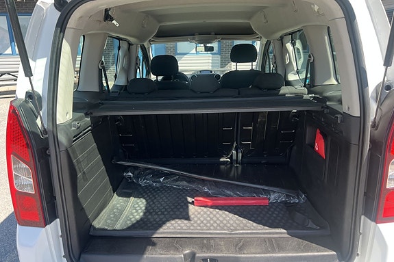 Peugeot Partner Tepee 10 of 22