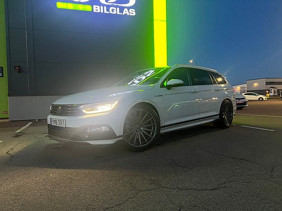Volkswagen Passat 3 of 5