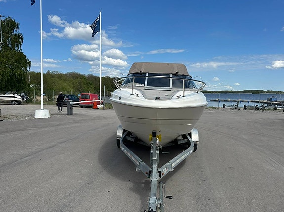 Maxum 2300dc Mercuirser 5,7 1999 inkl trailer! 8 of 12