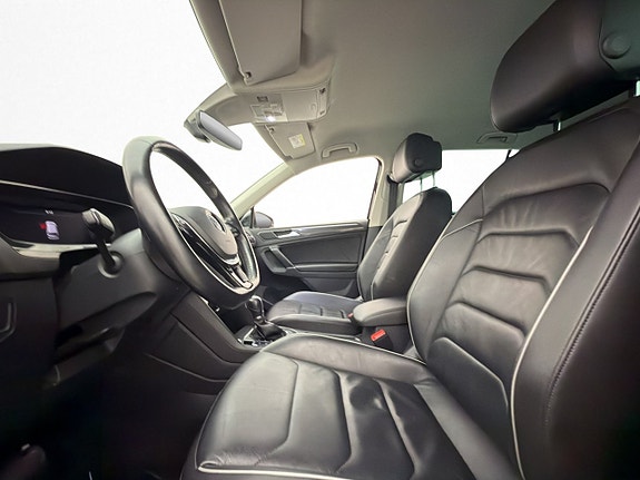 Volkswagen Tiguan 14 of 30