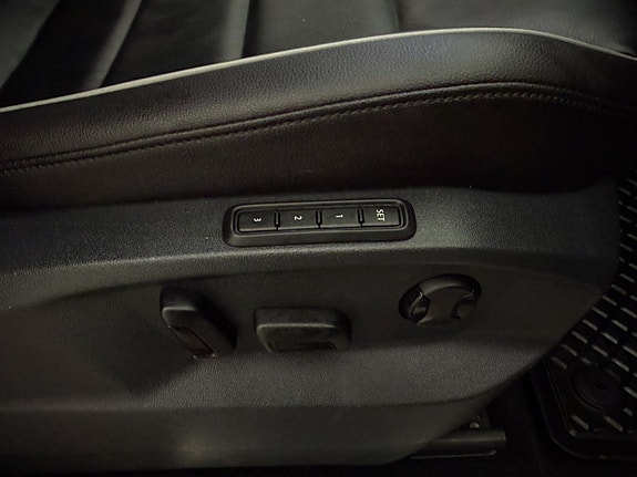 Volkswagen Tiguan 30 of 30