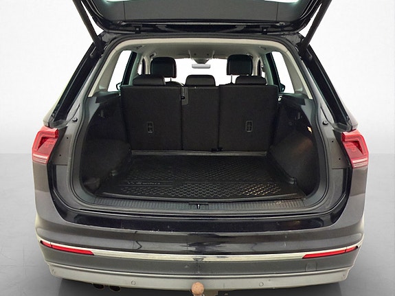 Volkswagen Tiguan 11 of 30