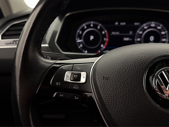 Volkswagen Tiguan 18 of 30