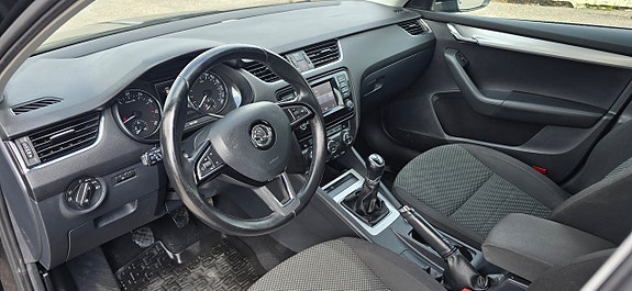 Skoda Octavia 8 of 11