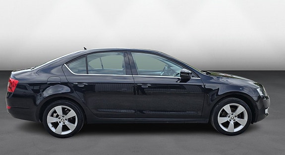 Skoda Octavia 6 of 11