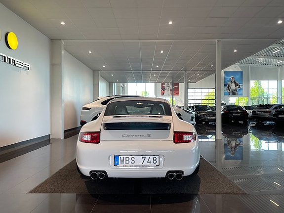 Porsche 911 5 of 5