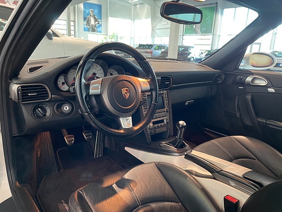 Porsche 911 8 of 15