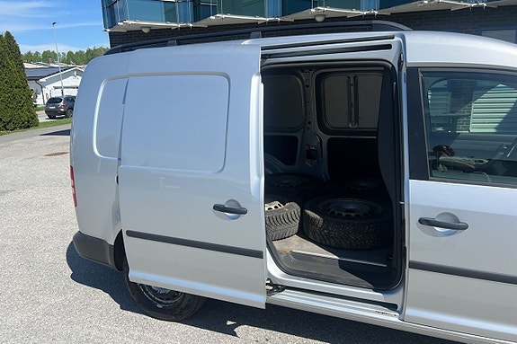 Volkswagen Caddy Maxi 11 of 20
