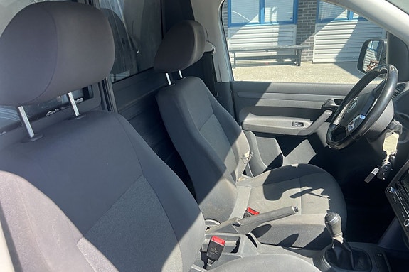 Volkswagen Caddy Maxi 13 of 20