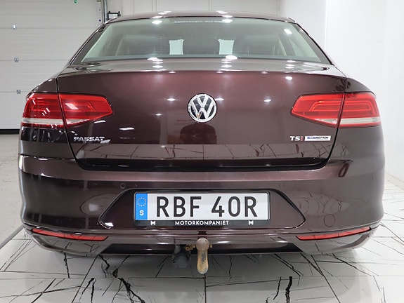 Volkswagen Passat 5 of 5
